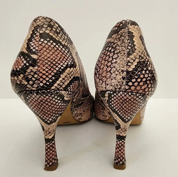Vince Camuto Women Pointed Toe Slip On Snake Embossed Leather High Heels, sz 8.5 - Picture 7 of 16